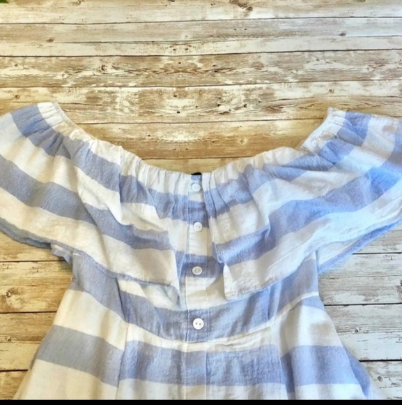 Lulus- Stripe Off/ On Shoulder button Down Dress-M - Picture 11 of 11